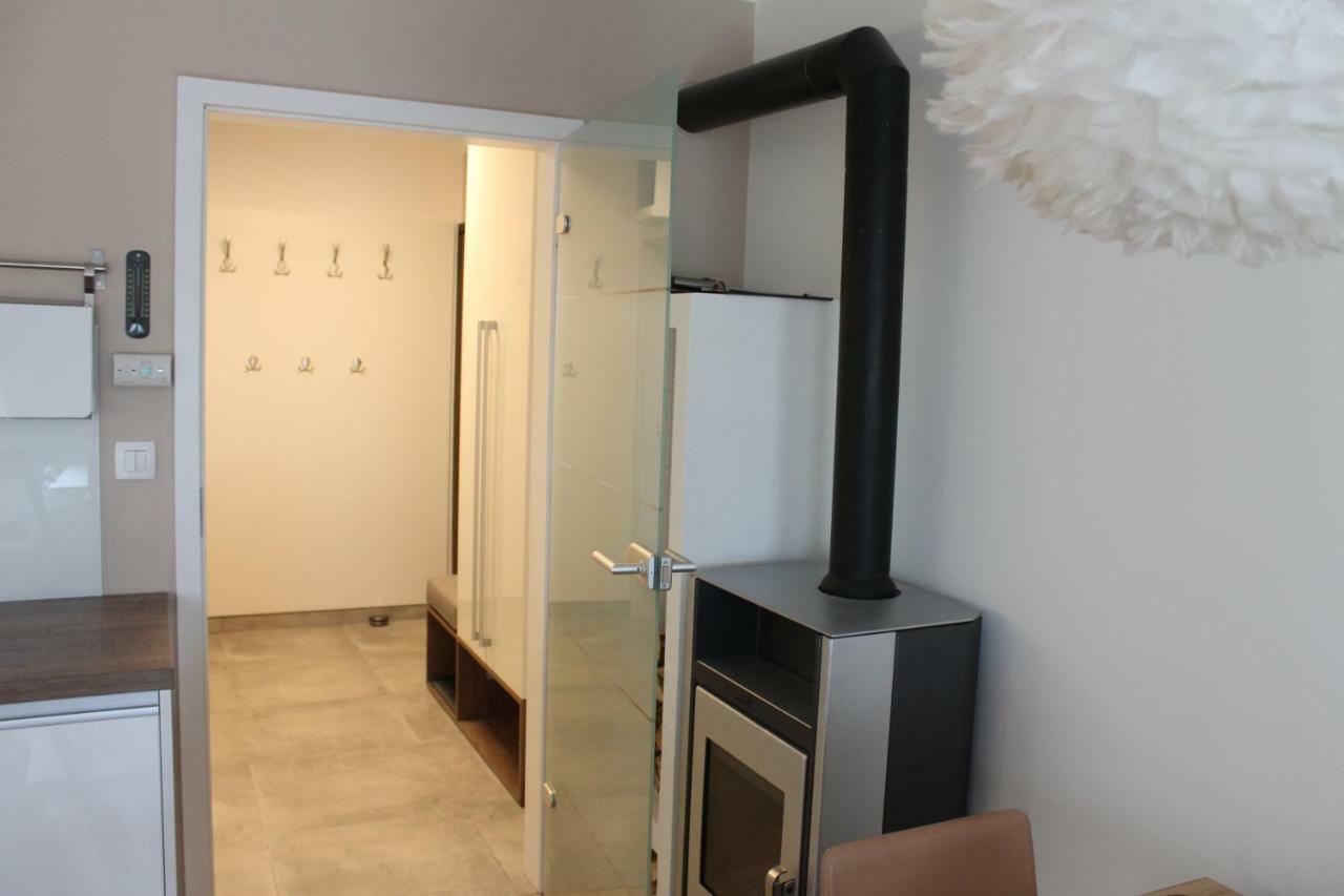 Apbovec Apartment Bagian luar foto